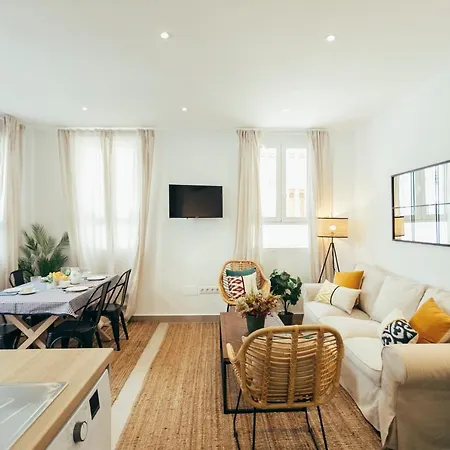 Tu Casa En El Corazon De Triana Апартаменты *