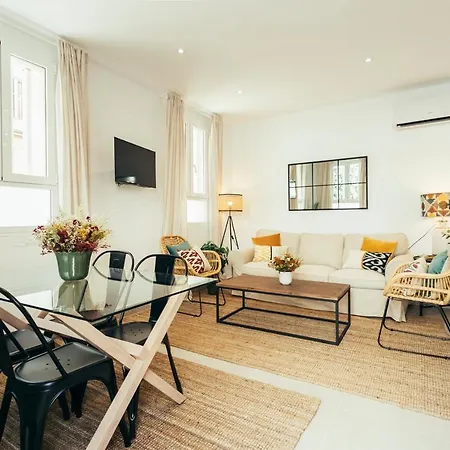 Tu Casa En El Corazon De Triana Апартаменты